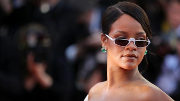 Rihanna'ya Türkçe yorum Yediklerin löp löp et olsun aşkım… Magazin