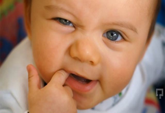 Bebeklerde diş çıkarma kaç gün sürer? Bebeklerde diş çıkarma