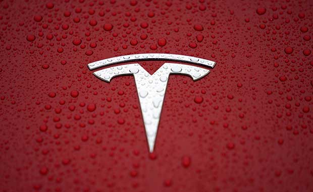 Tesla dört çalışanını rakip firmaya sızıntı iddiasıyla mahkemeye verdi