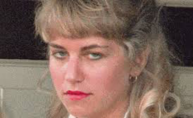 1297_pt1_Karla-Homolka.jpg