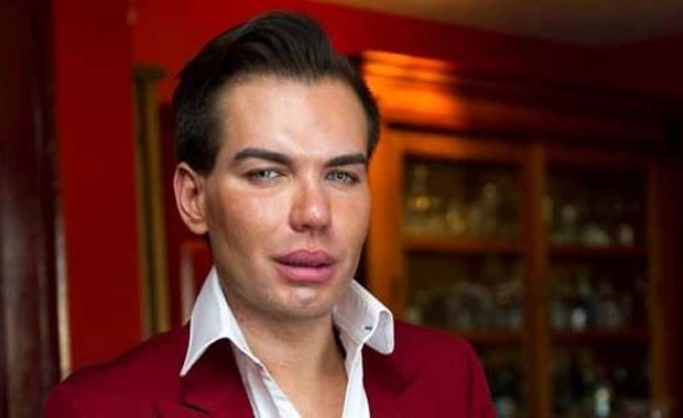 Ideal Erkek Olmak Icin Her Seyi Yapti