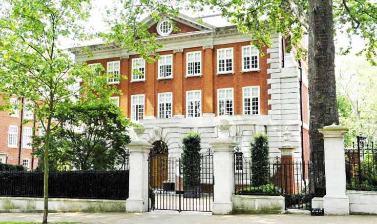 5- Kensington Sarayı Bahçeleri<br />
