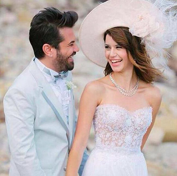 Beren Saat-Kenan DoÄulu ayrÄ±lÄ±yor mu? FlaÅ aÃ§Ä±klama