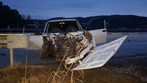 Manisa'da korkunÃ§ kaza! SÃ¼rÃ¼cÃ¼ feci Åekilde can verdi