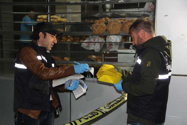 Cezaevi firarisi dehÅet saÃ§tÄ±! Yoldan geÃ§enlere kurÅun yaÄdÄ±rdÄ±