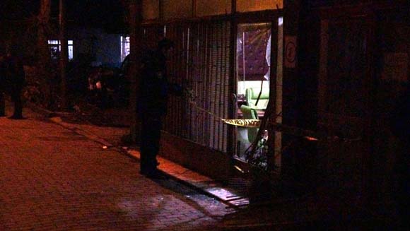 YÄ±lbaÅÄ± gecesi dehÅet! DÃ¼n not yazdÄ±, akÅam tartÄ±ÅtÄ±, sonra silahÄ±nÄ± alÄ±p geldi ve...