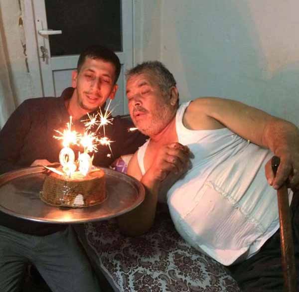 YakÄ±nlarÄ± olay yerine akÄ±n etti... Polis gÃ¶rÃ¼nmemesi iÃ§in battaniye astÄ±