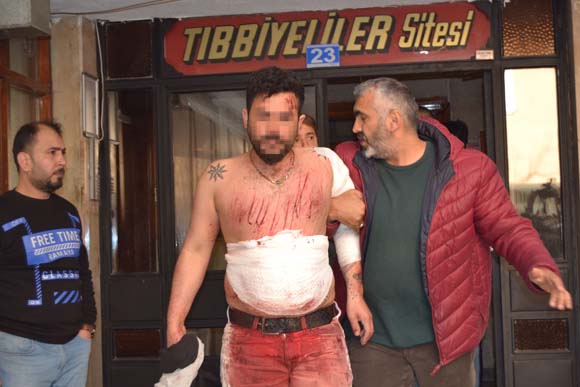 Konya'da korkunÃ§ olay! Sevgilisi terk edince Ã§atÄ±ya Ã§Ä±ktÄ± ve...