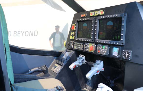 'Atak-2' ilk kez vitrine Ã§Ä±ktÄ±!