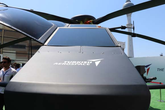 'Atak-2' ilk kez vitrine Ã§Ä±ktÄ±!