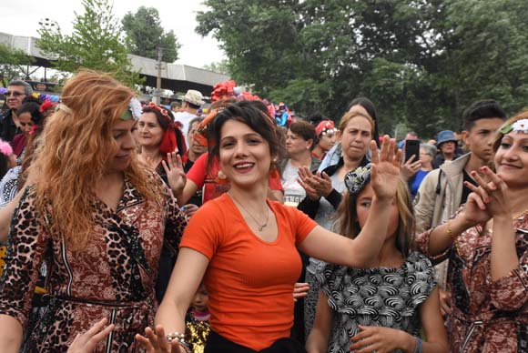 Bin 400 yÄ±llÄ±k âKakava ateÅi' yandÄ±