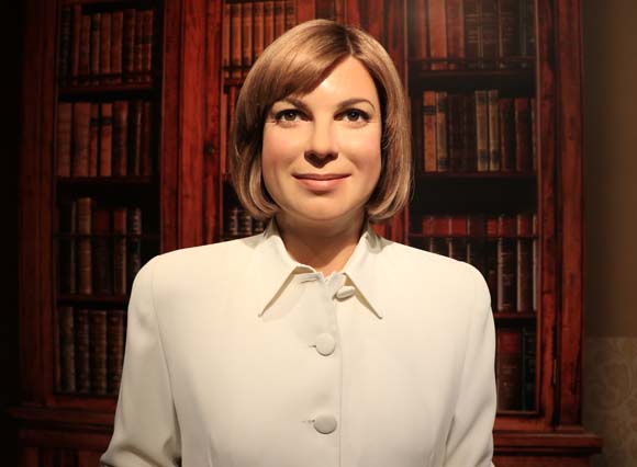 Tansu Ãiller onay verdi ve... 1993'te ilk kez giymiÅti