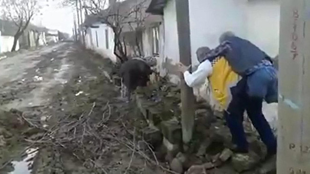 Erdoğan, 'Bize böyle yiğitler lazım' dedi ve herkese örnek gösterdi