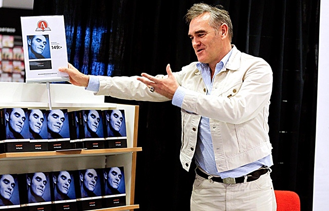 Morrissey'in otobiyografisi satış rekorları kırdı