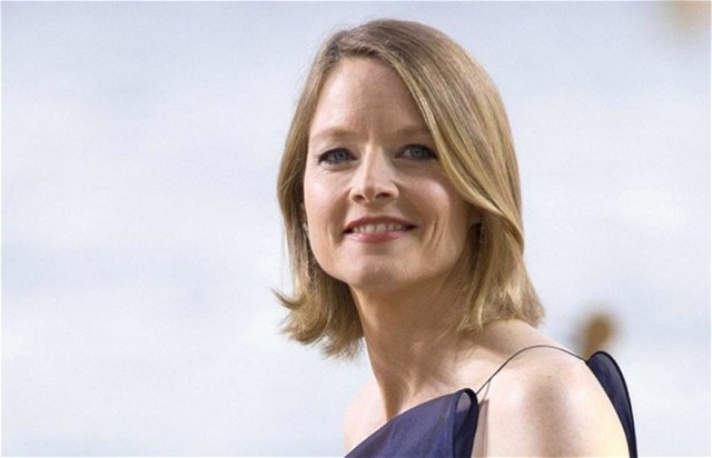 Jodie Foster hangi ünlü diziyi yönetecek?