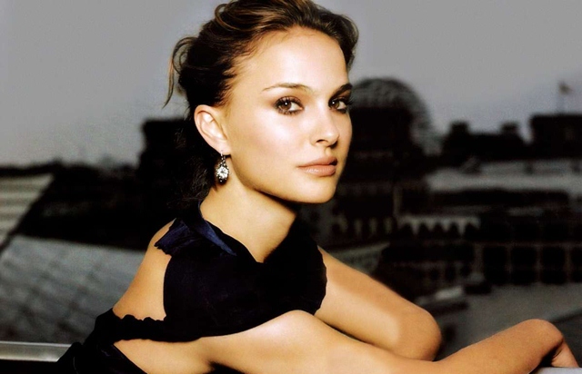 Natalie Portman yönetmen oluyor