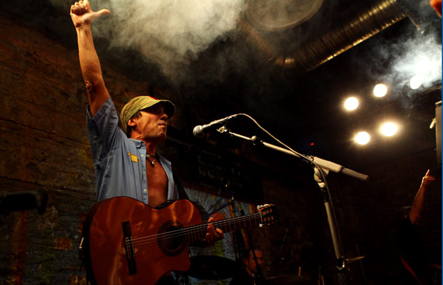 Manu Chao'dan da destek var!