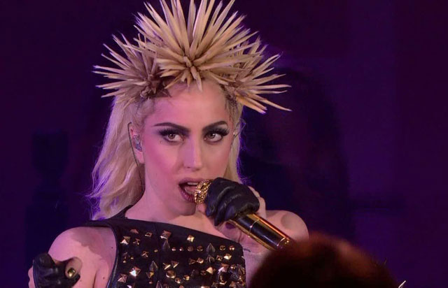 Lady Gaga kendi belgeselini çekiyor!
