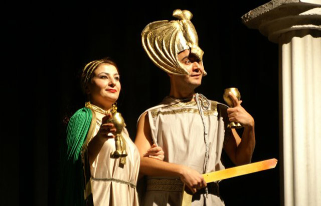 'Theodora' Kürt Tiyatrosu'nda