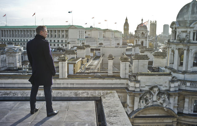 Skyfall, İngiltere vizyonuna sıkı başladı