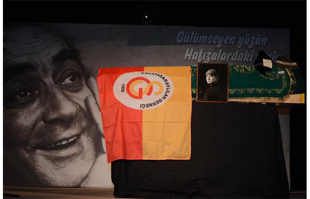 Erol Günaydın alkışlarla uğurlandı