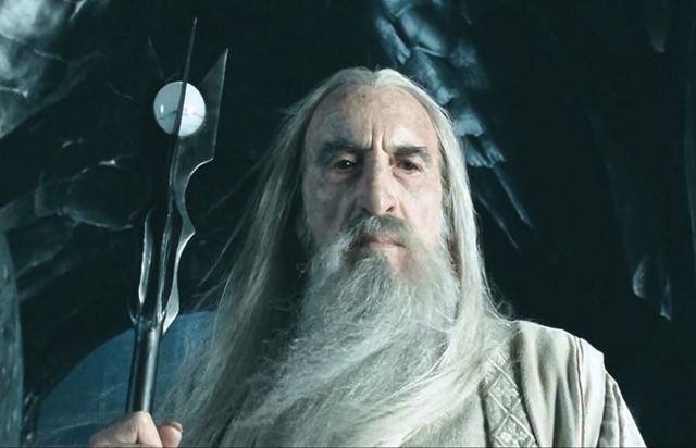 Saruman'ın asası, Aragorn'un kılıcı satılıyor