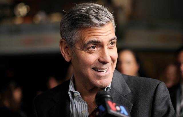 Clooney telekulak skandalını film yapıyor