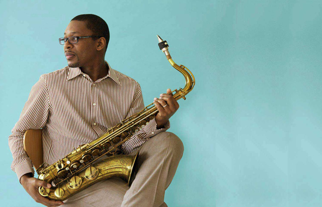 Ravi Coltrane ertelenen konser için geliyor