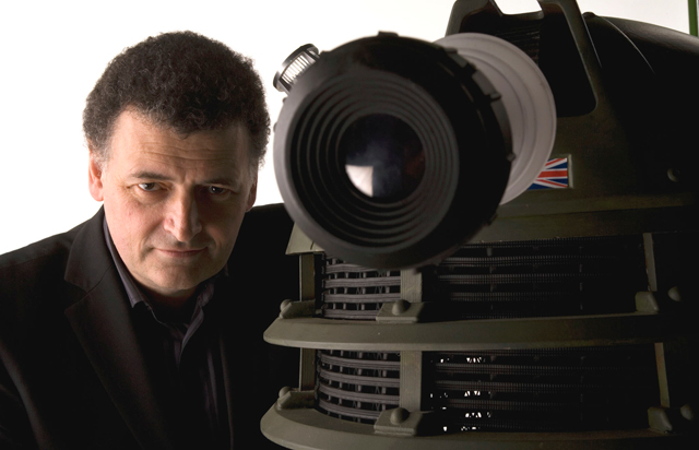 Steven Moffat 'Doctor Who'yu bırakıyor