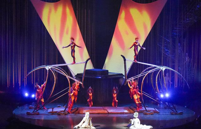 Cirque du Soleil 'Varekai' ile dönüyor