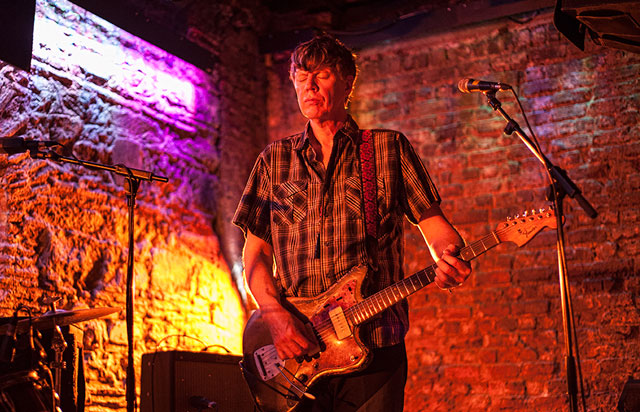 Thurston Moore yeniden İstanbul'da