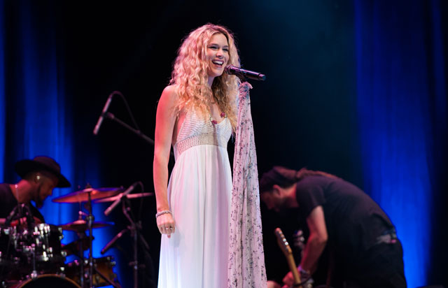 İyi ki geldin Joss Stone!