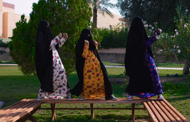 Suudi Arabistan'dan feminist video klibi