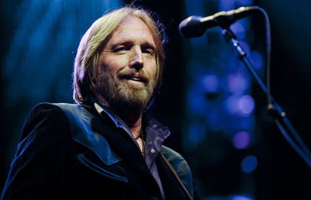 Rock yıldızı Tom Petty hayatını kaybetti