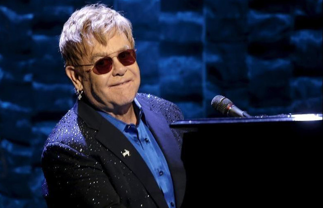 Elton John son turnesine çıkacak