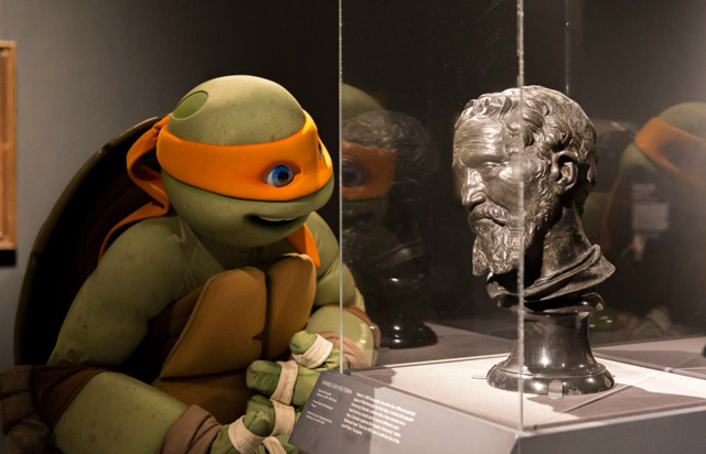 Michelangelo sergisinde sürpriz ziyaretçi