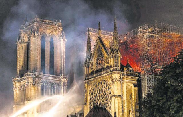 Notre Dame’a Disneyvari dokunuş