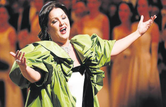 Rus opera yıldızından tepki!
