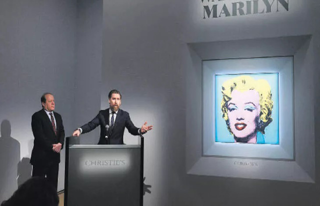 ‘Blue Marilyn’ rekor kırdı