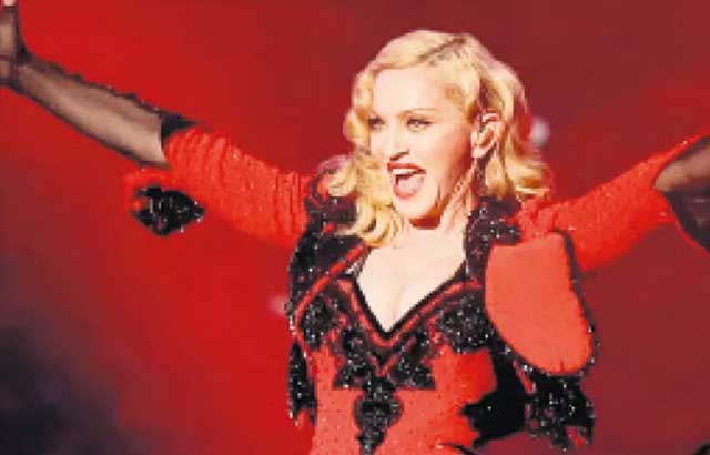 Madonna dünya turnesine çıkıyor