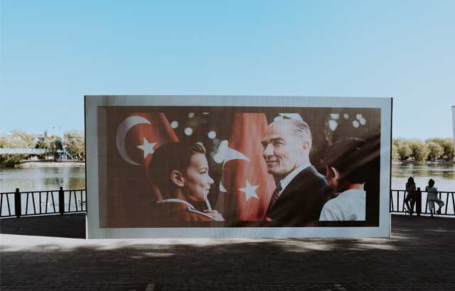 Atatürk dönemi fotoğrafları yapay zekayla buluştu 