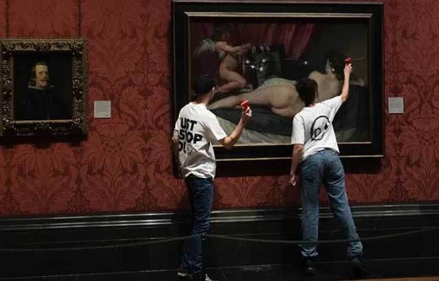 Velázquez'in “Aynadaki Venüs” tablosuna saldırı