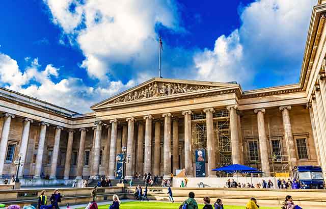 Kim bir sonraki British Museum müdürü olmak ister?