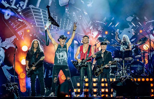 Scorpions KüçükÇiftlik Park’ı salladı