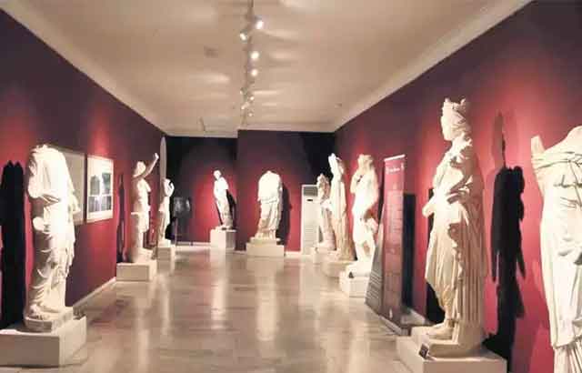 Antalya Arkeoloji Müzesi kapatıldı