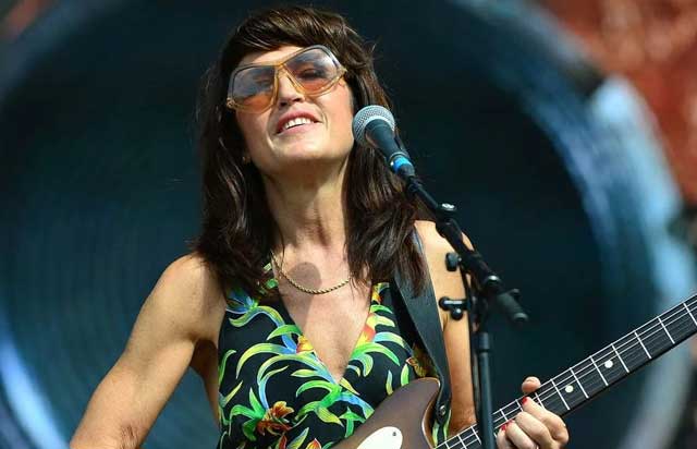 Joan As Police Woman %100 Studio’da