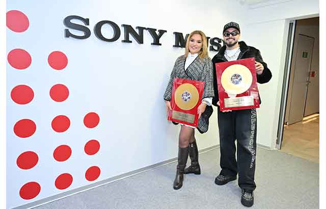 “Yerinde Dur” fırtınası Diamond Plak getirdi 