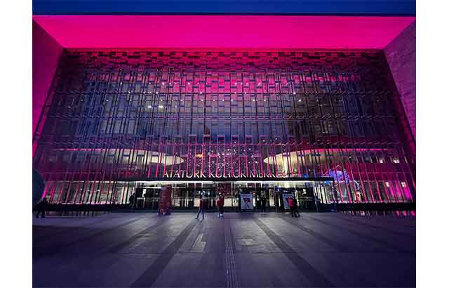 Yeni yılda ilkler ve iddialı yapımlar