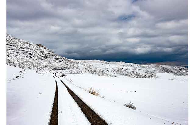 “Kar bir örtüden çok bir ara yüz”