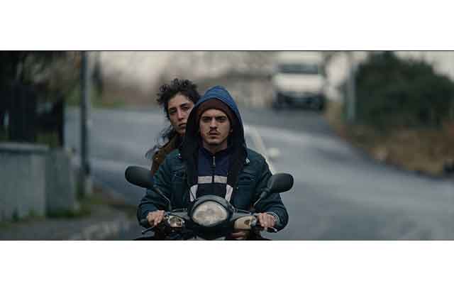 “Taş ve Tüy”den dünya prömiyeri